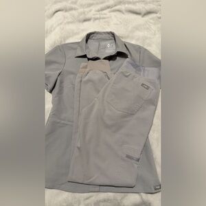 XXS Figs Light Gray Scrub Set